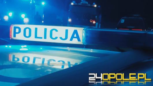 Mocno pijany zakończył podróż w rowie