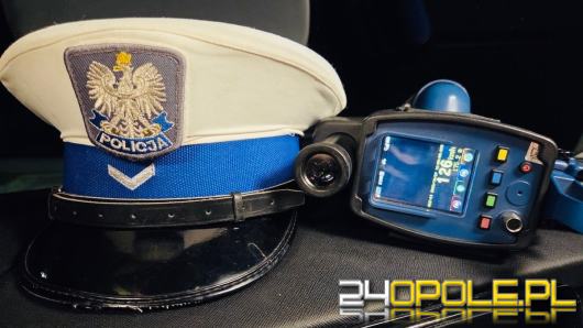 Pędził przez wieś mając na liczniku 126 km/h