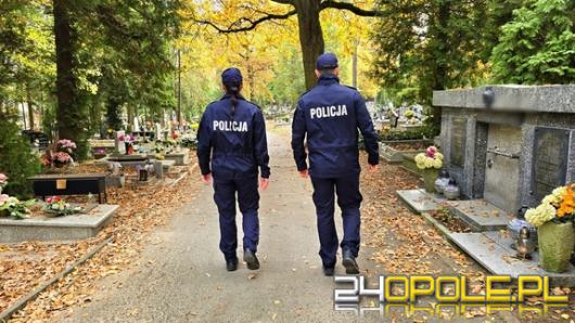 Nie daj się rozproszyć przy grobach. Ważne wskazówki policji na 1 listopada