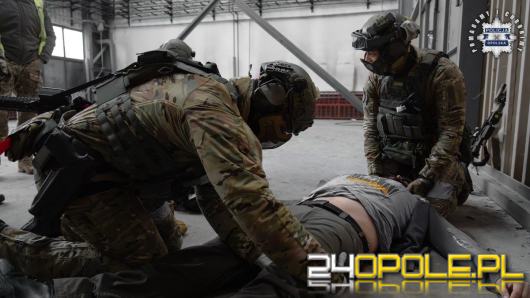 Szkolenie z medycyny pola walki dla policyjnych jednostek specjalnych