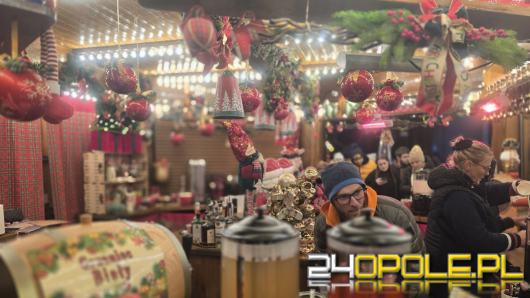 Jarmarki świąteczne biją rekordy popularności. Opolski jarmark wpisuje się w ten trend? (WIDEO)
