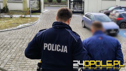 Poszukiwany 25-latek ukrywał się u znajomego
