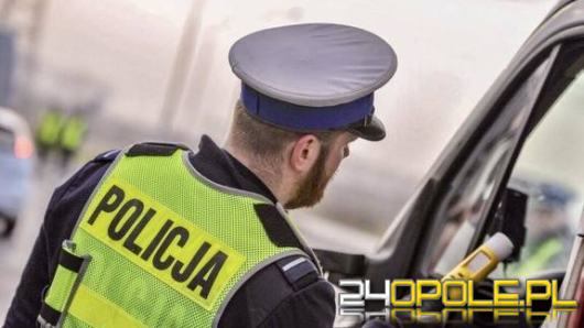 Prawie 1,5 promila i jazda mimo zakazu. Mercedes nie dojechał daleko