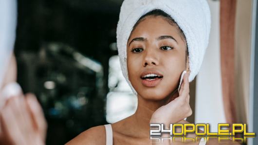 Skóra, która traci zdolność do utrzymania światła i świeżości