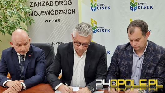 Umowa na projekt rozbudowy DW 421 przy granicy województwa. Gdzie powstanie obwodnica?