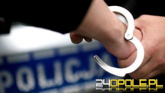 27-latek z aresztem po internetowym kontakcie z małoletnią