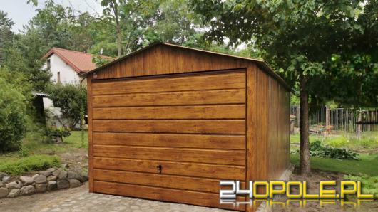 Jak szybko zadaszyć podjazd bez niszczenia przydomowego krajobrazu