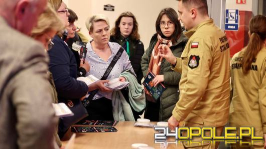 Jak reagować w sytuacji zagrożenia? Spotkanie o bezpieczeństwie w Ozimku