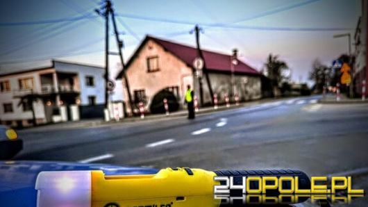 Pijany rowerzysta leżał na jezdni i częściowo blokował ruch