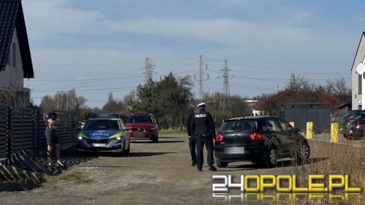 Cofając samochodem potrącił 3-letniego syna