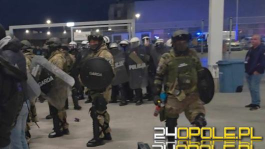 Zamaskowani wtargnęli na obiekt. Zamieszki podczas meczu w Skoroszycach