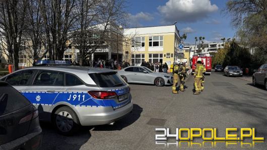 Gaz pieprzowy w szkole przy ul. Hallera w Opolu. Ewakuowano około 200 osób