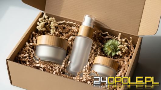 Opakowanie premium w e-commerce - jak karton i wypełniacz wpływają na pierwsze wrażenie?