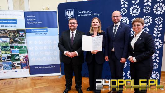 Umowy na dofinansowanie projektów rewitalizacyjnych dla samorządów