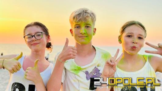 Zapomniany przepis na udane wakacje: Sport, słońce i nowi przyjaciele jako antidotum na nudę