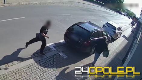 Mieszkaniec Opola rozbitą butelką zaatakował przechodnia i zabrał torbę