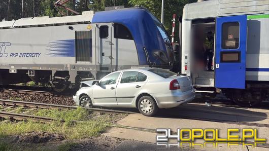 Samochód osobowy wjechał pod pociąg między Otmicami a Siedlcem
