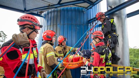Wyciek chemikaliów i wypadek na wysokości