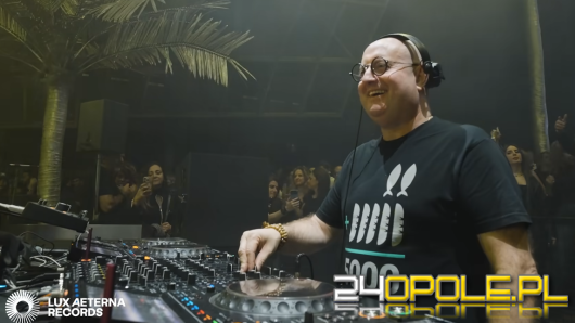 Kim jest najsłynniejszy DJ w sutannie, który zagra w Opolu? Bilety zniknęły w mgnieniu oka