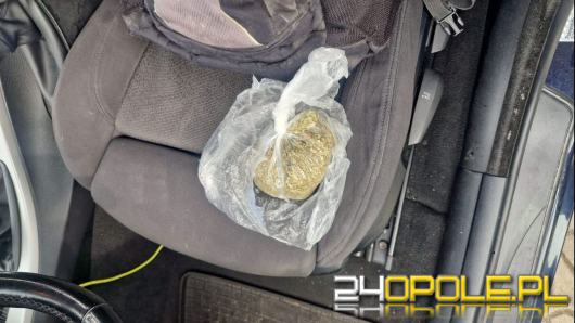 150 porcji mefedronu, marihuana i haszysz. 32-latek zatrzymany przez prudnickich kryminalnych