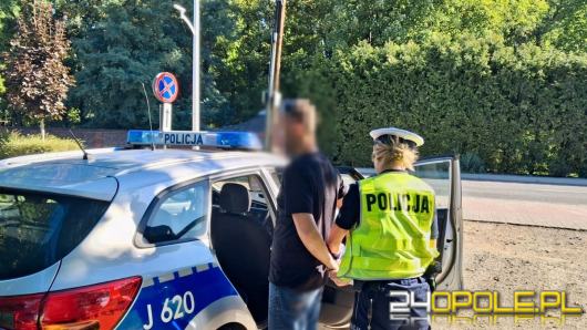 Z promilami i bez prawa jazdy wiózł syna na rozpoczęcie roku szkolnego