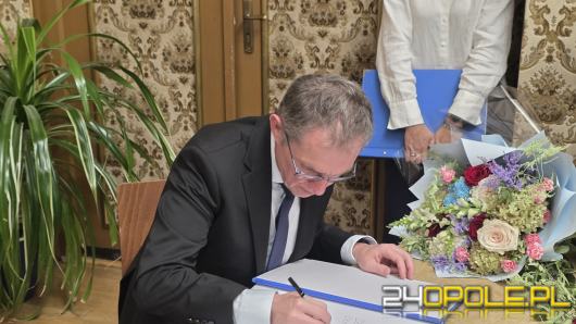 Andrzej Poczobut odebrał tytuł Honorowego Obywatela Opola