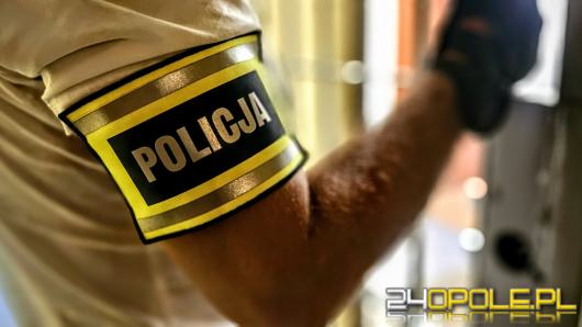 "Daję dwie paki". Kierowca chciał uniknąć punktów, skończył w kajdankach
