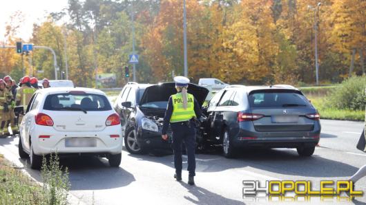 Wypadek czterech samochodów na obwodnicy Opola. Jeden z kierowców mógł jechać pod prąd