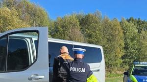 Groźby zabójstwa, ucieczka przed policją i podejrzenie przewożenia materiałów wybuchowych 