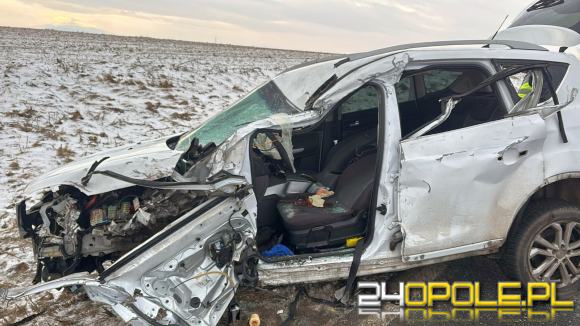 Śmiertelny wypadek na DK41. Nie żyje kobieta. Policja podała przyczynę 