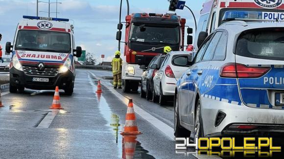 Zderzenie na DK45. Droga w kierunku Większyc z utrudnieniami