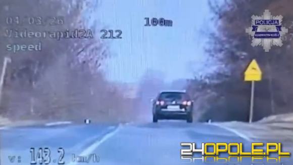 Nowe przepisy drogowe w praktyce - trzech kierowców straciło prawa jazdy