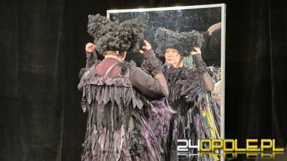 "Garderoba Kobiet" w OTLiA. Teatr zamienił się w przestrzeń spotkań i dobrej energii