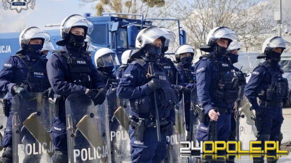 Mecz Odry Opole z Wisłą Kraków pod nadzorem policji. Były zatrzymania