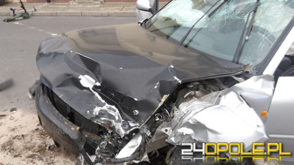 Kierowca audi nie zatrzymał się do kontroli. Zatrzymał go dopiero wypadek