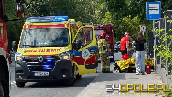 Motorowerzysta trafił do szpitala po zderzeniu z samochodem na ulicy Rejtana