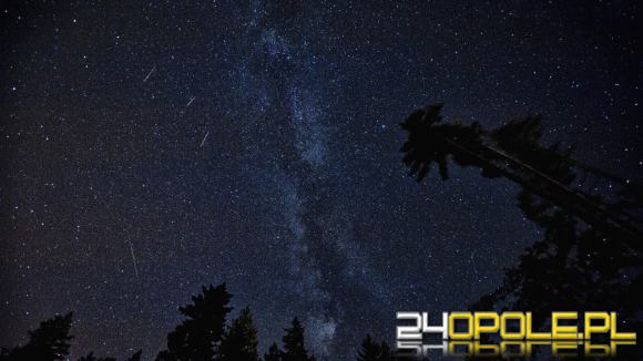 Nawet 100 meteorów na godzinę. Kiedy oglądać Perseidy?