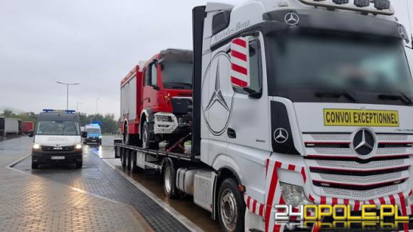 Nietrzeźwy kierowca transportu ponadgabarytowego zatrzymany na autostradzie A4