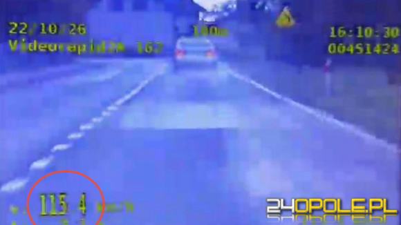 115 km/h w terenie zabudowanym. Kierowca lexusa stracił prawo jazdy