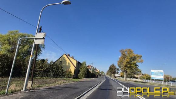 Przy okazji budowy chodnika zadbano też o bezpieczeństwo pieszych. Zmiany na ulicy Kowalczyków
