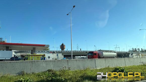 Kierowca ciężarówki potrącił rowerzystkę w Opolu. 43-latka trafiła do szpitala