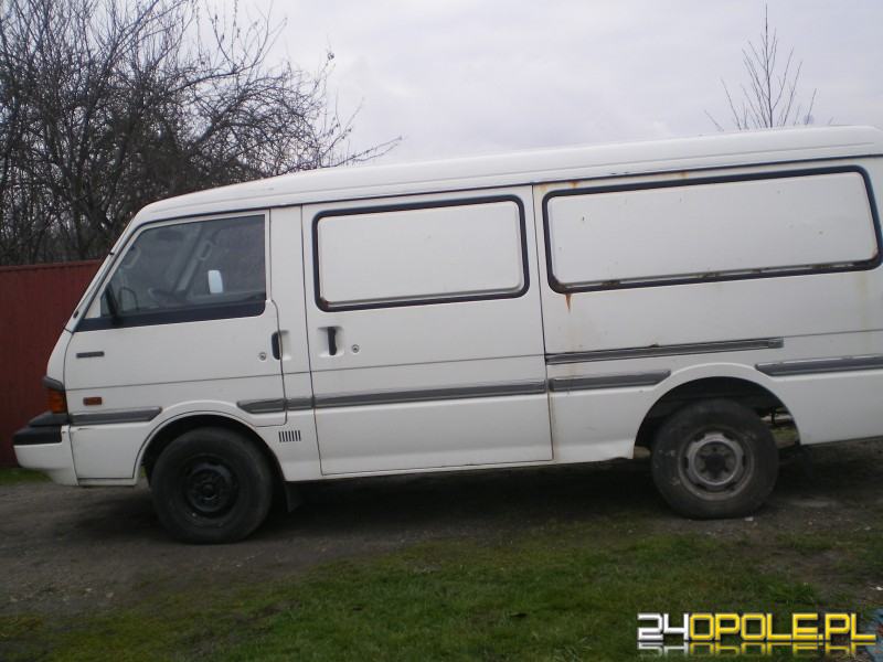 Transport  tapczanów ,stołów ,krzeseł, wersalek, narożników, foteli, AGD  i innych 