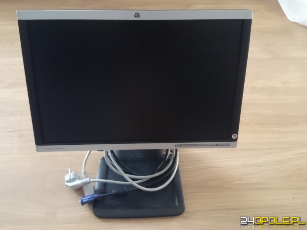 Monitor HP LA1905WG 19`