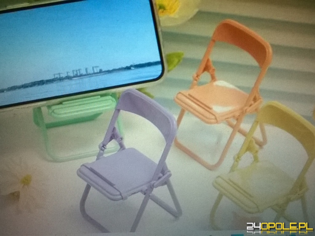 podstawki pod telefon komórkowy