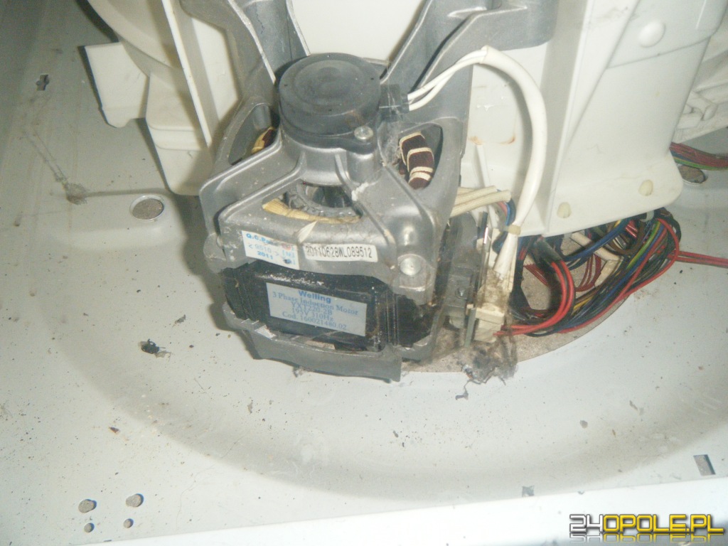 Silnik Pralka Hotpoit eco6d109