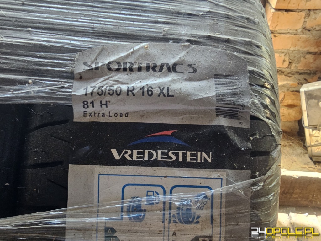Para nowych opony letnich Vredestein 175/50r16 XL 81H 400zł
