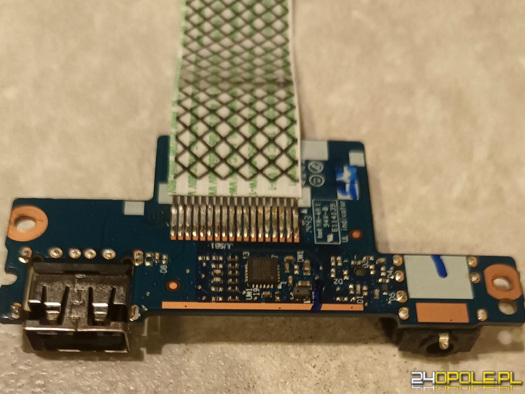 Lenovo G50-30 - Płytka gniazda USB, słuchawkowe i czytnik kart SD