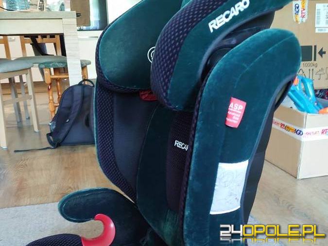  Fotelik Recaro Monza Mikrofibra 15-36 kg. 270 zł.