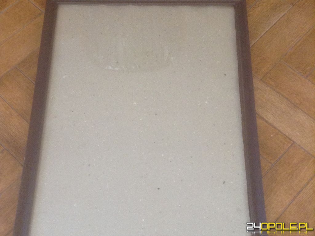 Rama drewniana do obrazu z oszkleniem wym. zew. 96cm x 68cm
