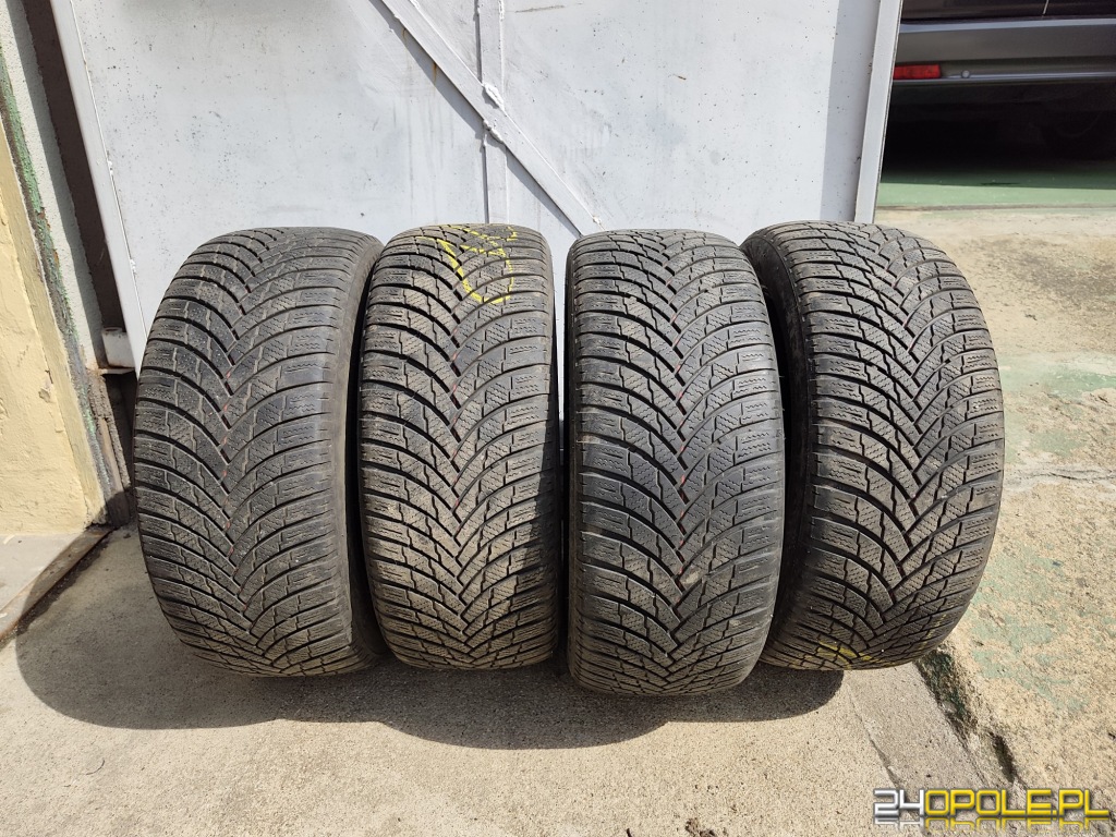 Opony Zimowe Firestone Winterhawk 4 195/50R15 4 sztuki